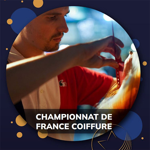 Apprenti qui participe au championnat de France coiffure